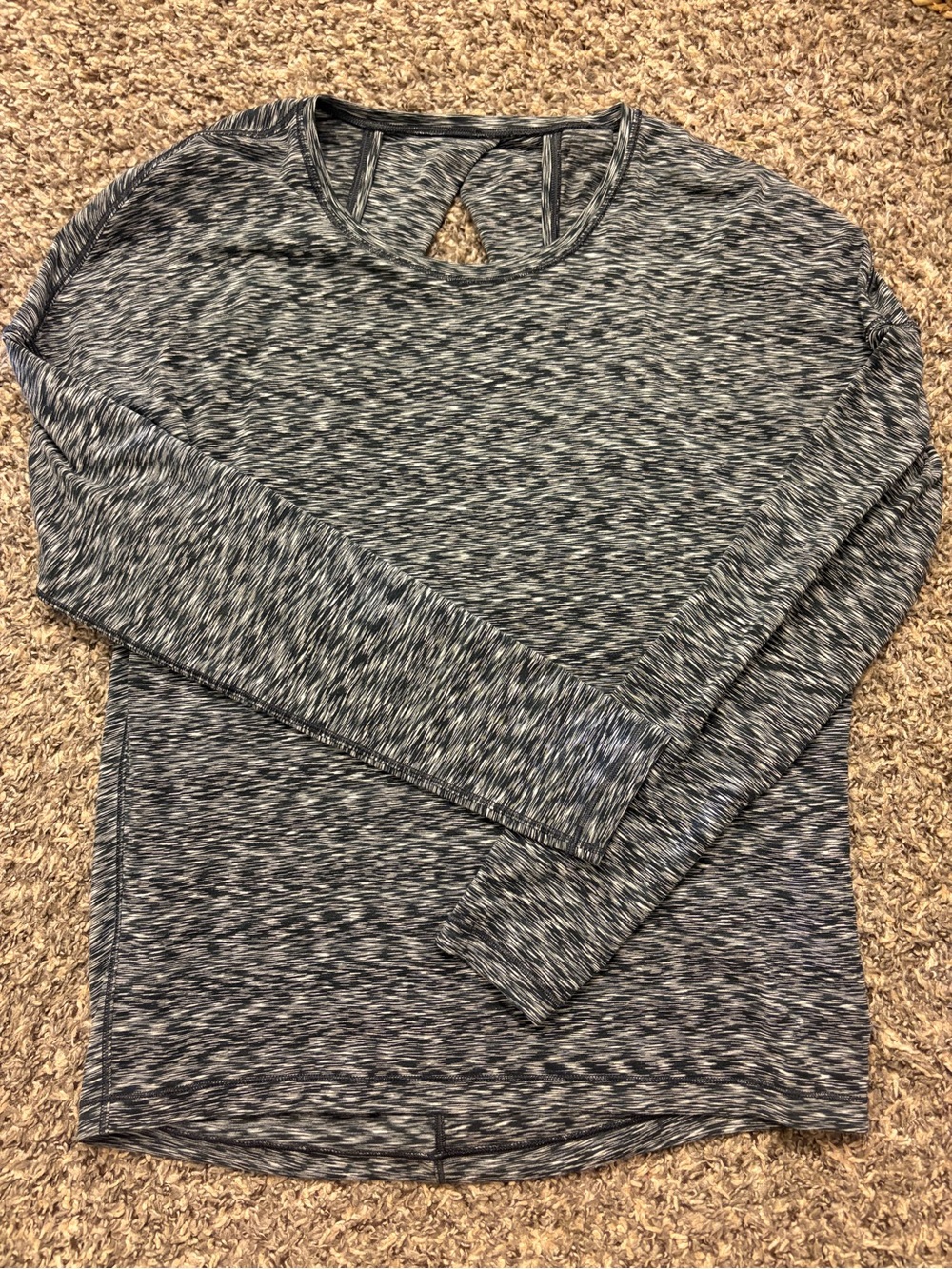 lululemon athletica Women's Heathered Black Gray Crewneck Top